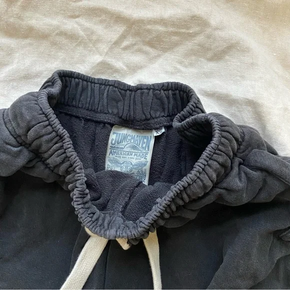 Jungmaven - Picture 2 of 4